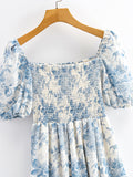 Women's Small Swallow Square Collar Pull Tight Short-Sleeved Dress