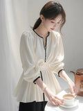New Spring Unique Super-Looking Temperament Blouse High-End Feeling Small Fragrant Style White Denswear Shirt