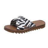 Red Flat Bottom Fashion Cool Slippers Women 2025 New Summer New INS Tide Thick Bottom Outside Wearing Hot Beach